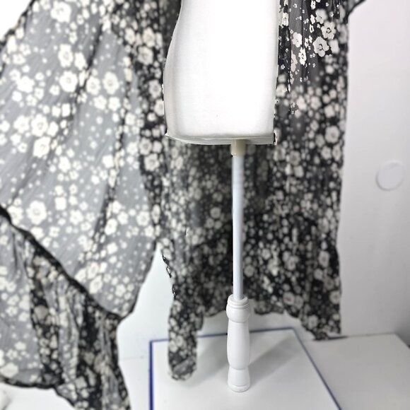 NWT LC LAuren COnrad Black White Floral Open Front Flowy BOho KImono Cardigan OS - Picture 7 of 10